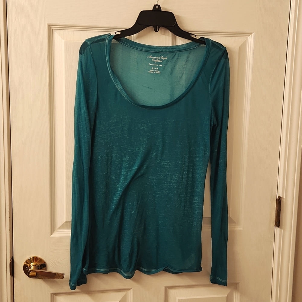 AEO favorite tee